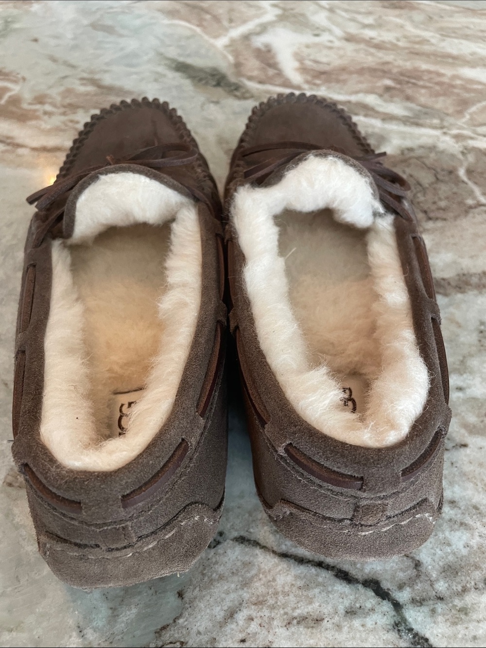 UGG Dakota Slipper Sherpa Lined Brown Loafer Shoe Size 9 - Picture 8 of 8